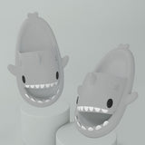 Shark - Claquettes requin antidérapantes