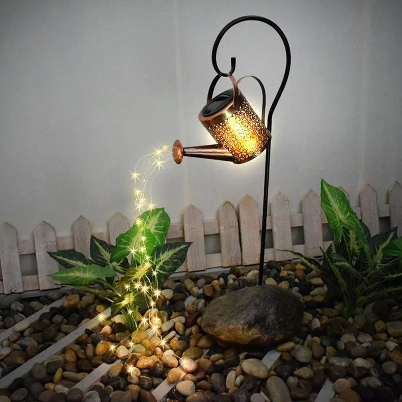 Lanterne arrosoir solaire pour jardin extérieur