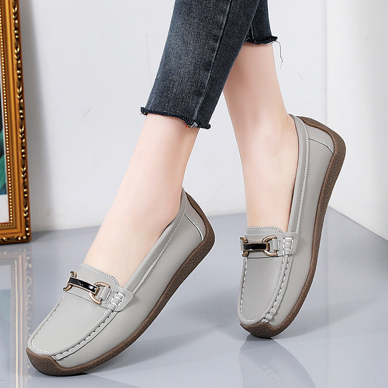 Slip-on loafers with metal buckle - Non-slip soles