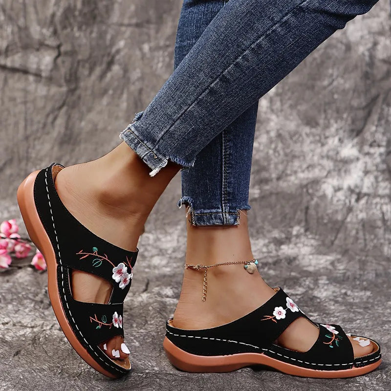 Sandales femme en cuir à fleurs — légères, décontractées