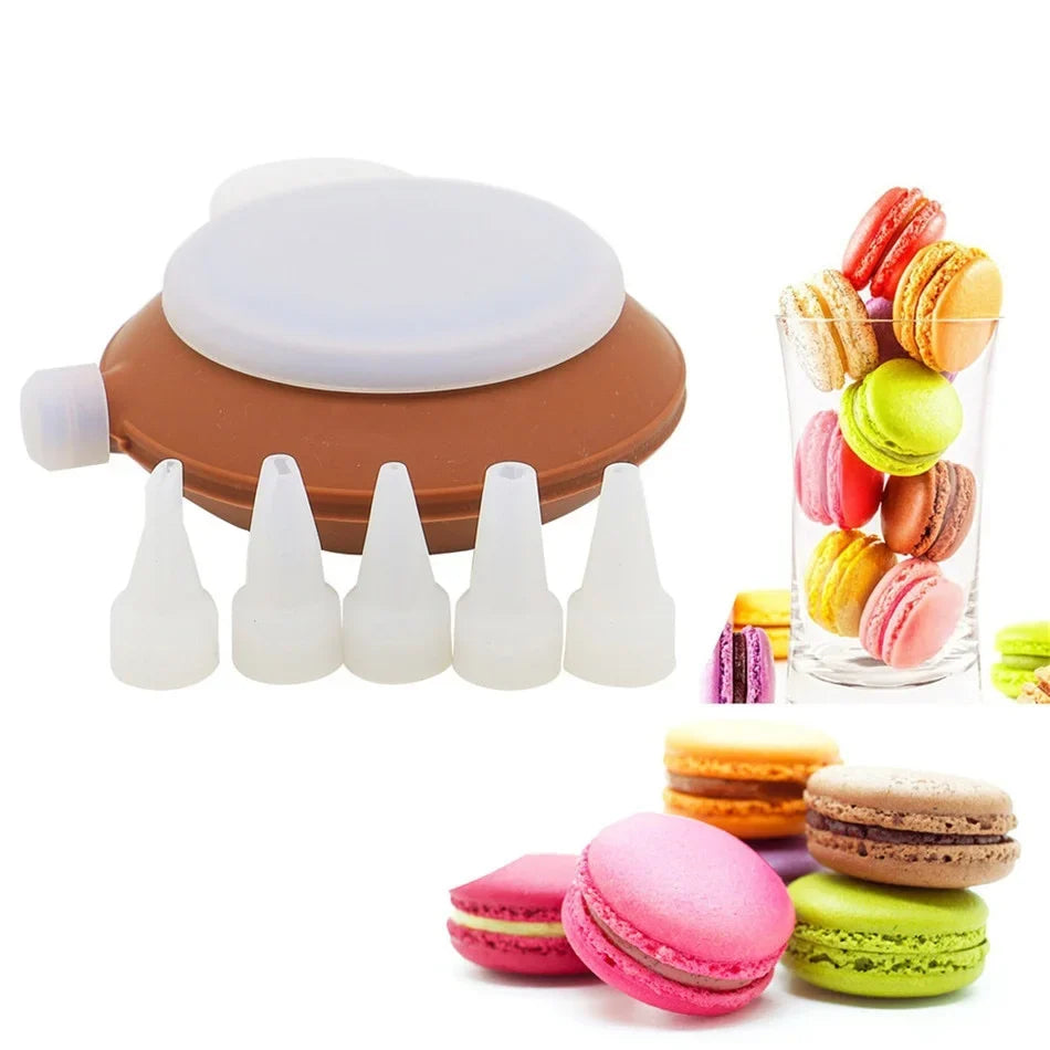 Kit de Décoration Pâtisserie en Silicone avec 4 Douilles – Poche à Douille Réutilisable pour Gâteaux, Cupcakes, Macarons & Glaçage
