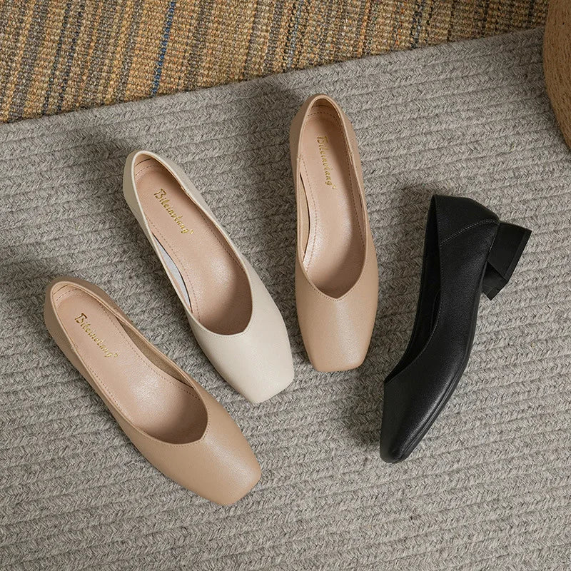 Ballerines en bout carré et talon épais
