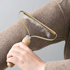 Brosse anti-poils et bouloches