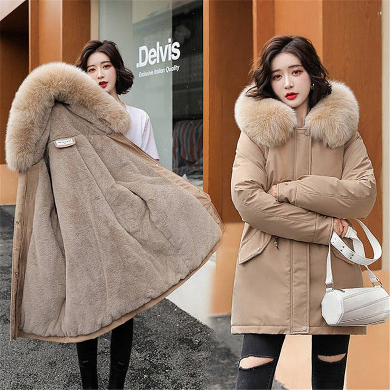 Parka à capuche avec col en fourrure pour femme