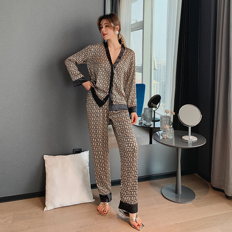 Maeva - Pyjama en simili soie