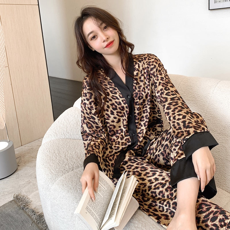 Maeva - Pyjama en simili soie