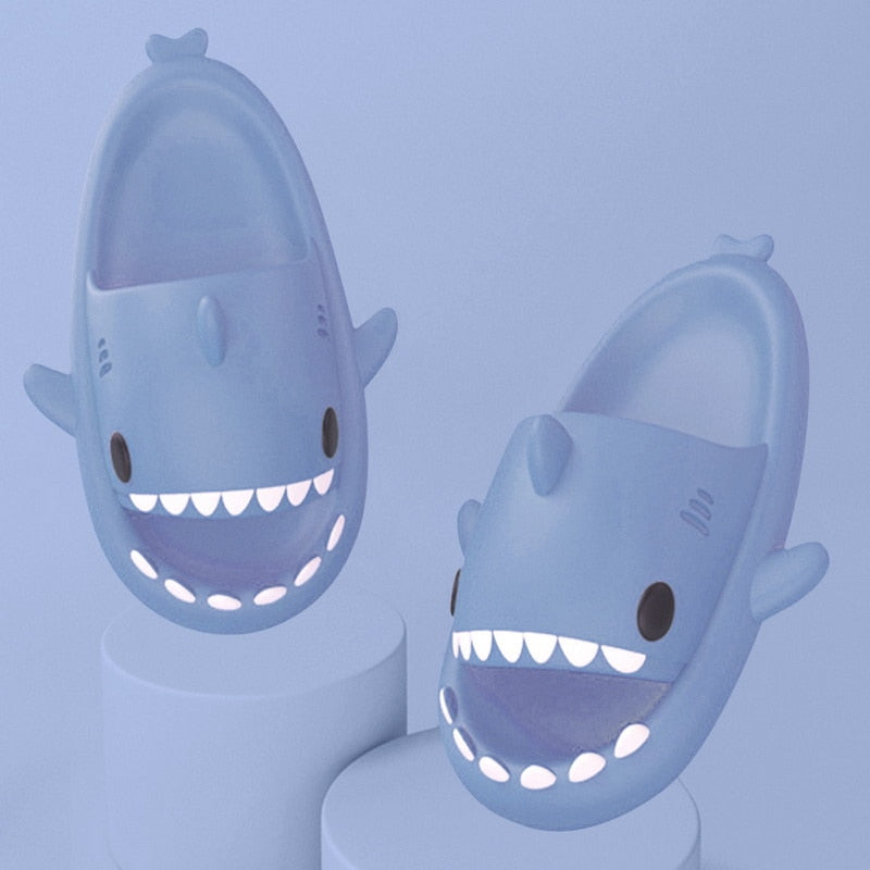 Shark - Claquettes requin antidérapantes