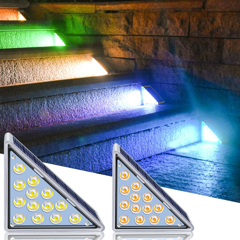 Lampe solaire triangulaire pour escalier